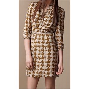 Burberry Brit Printed Silk Dress in Rust Brown